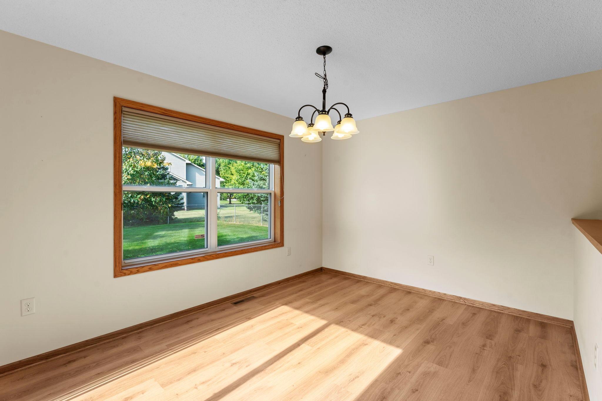 View of Residential at 6817 90th Avenue, Brooklyn Park MN 55445, Brooklyn Park (12 of 50) - Mike Wilen | Minnesota Team Real Estate