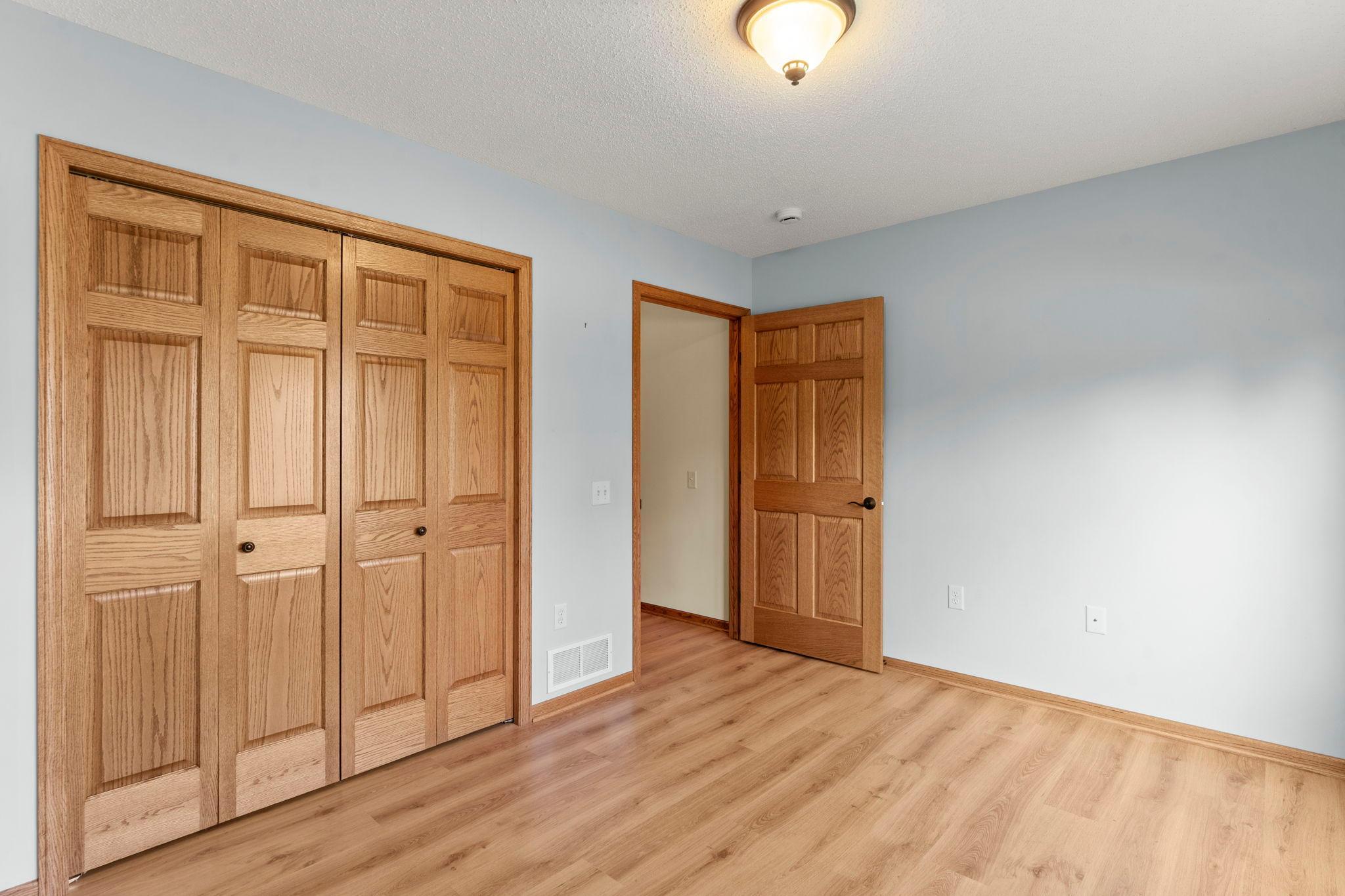 View of Residential at 6817 90th Avenue, Brooklyn Park MN 55445, Brooklyn Park (27 of 50) - Mike Wilen | Minnesota Team Real Estate