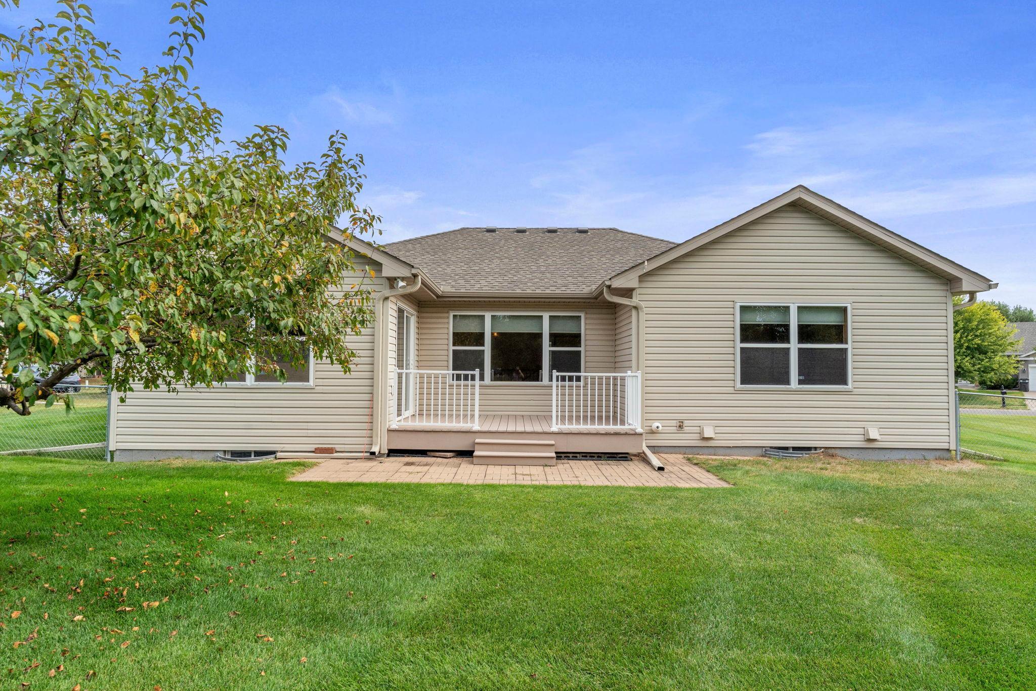 View of Residential at 6817 90th Avenue, Brooklyn Park MN 55445, Brooklyn Park (45 of 50) - Mike Wilen | Minnesota Team Real Estate