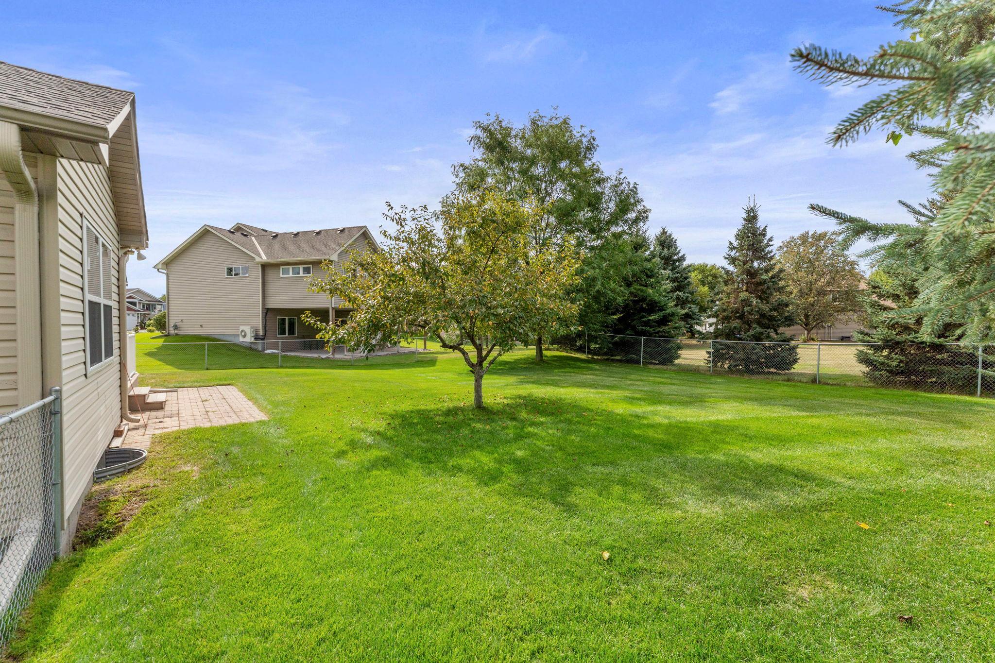 View of Residential at 6817 90th Avenue, Brooklyn Park MN 55445, Brooklyn Park (50 of 50) - Mike Wilen | Minnesota Team Real Estate