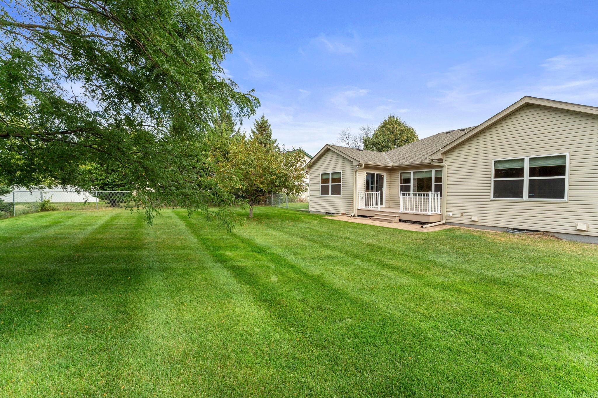 View of Residential at 6817 90th Avenue, Brooklyn Park MN 55445, Brooklyn Park (48 of 50) - Mike Wilen | Minnesota Team Real Estate