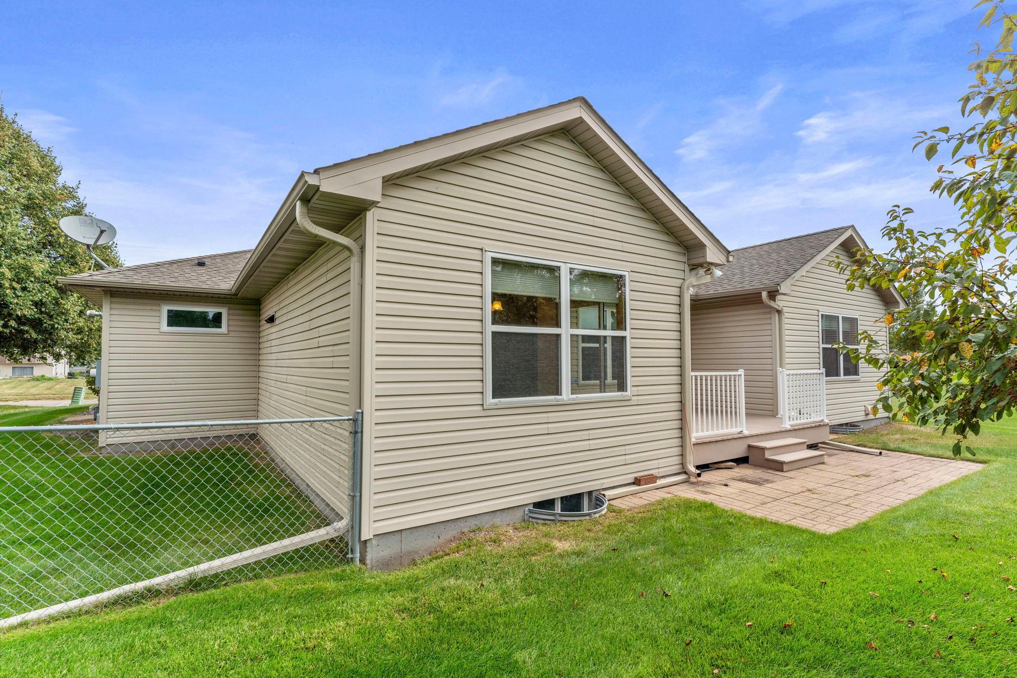 View of Residential at 6817 90th Avenue, Brooklyn Park MN 55445, Brooklyn Park (46 of 50) - Mike Wilen | Minnesota Team Real Estate