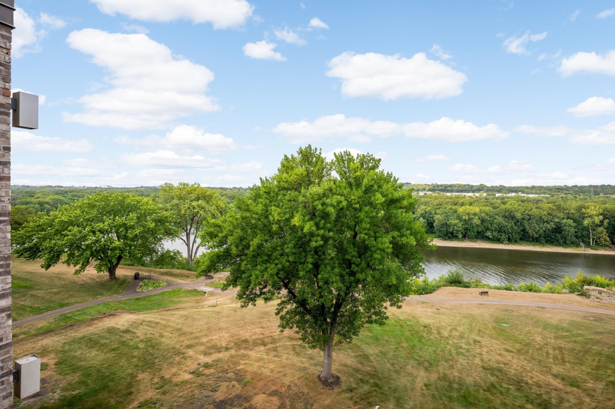 View of Residential at 1077 Sibley Memorial Highway #605, Mendota Heights MN 55118, Mendota Heights (10 of 40) - Mike Wilen | Minnesota Team Real Estate