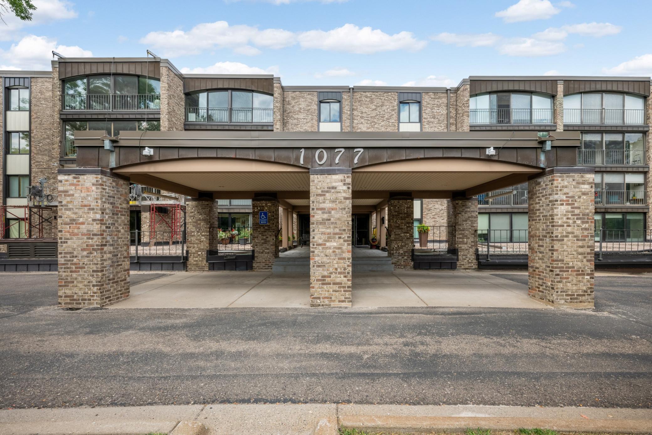 View of Residential at 1077 Sibley Memorial Highway #605, Mendota Heights MN 55118, Mendota Heights (38 of 40) - Mike Wilen | Minnesota Team Real Estate