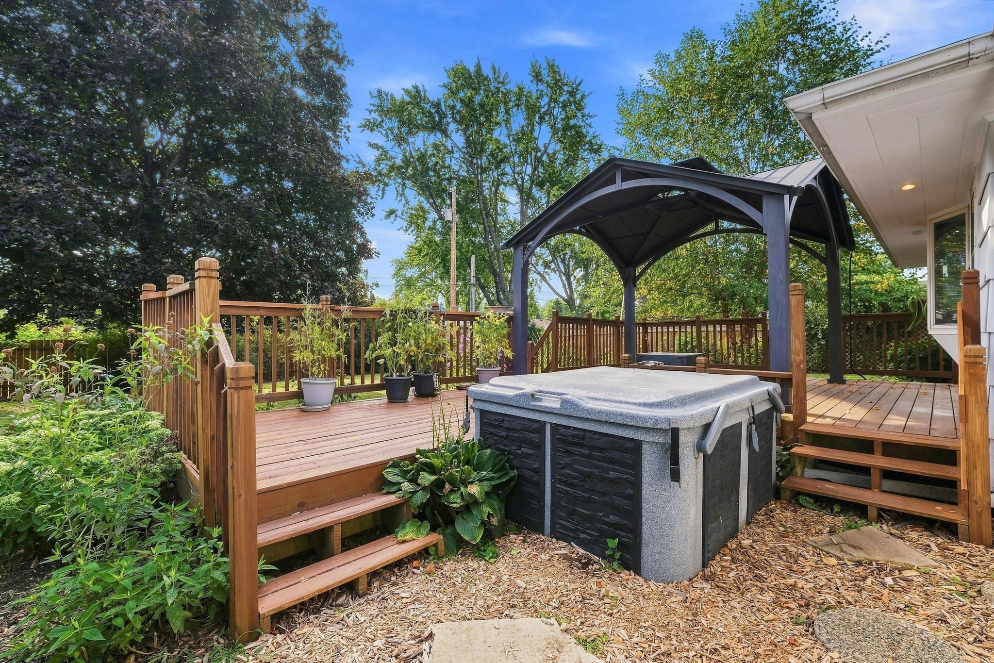 View of Residential at 10019 Fremont Avenue, Bloomington MN 55431, Bloomington (10 of 31) - Mike Wilen | Minnesota Team Real Estate