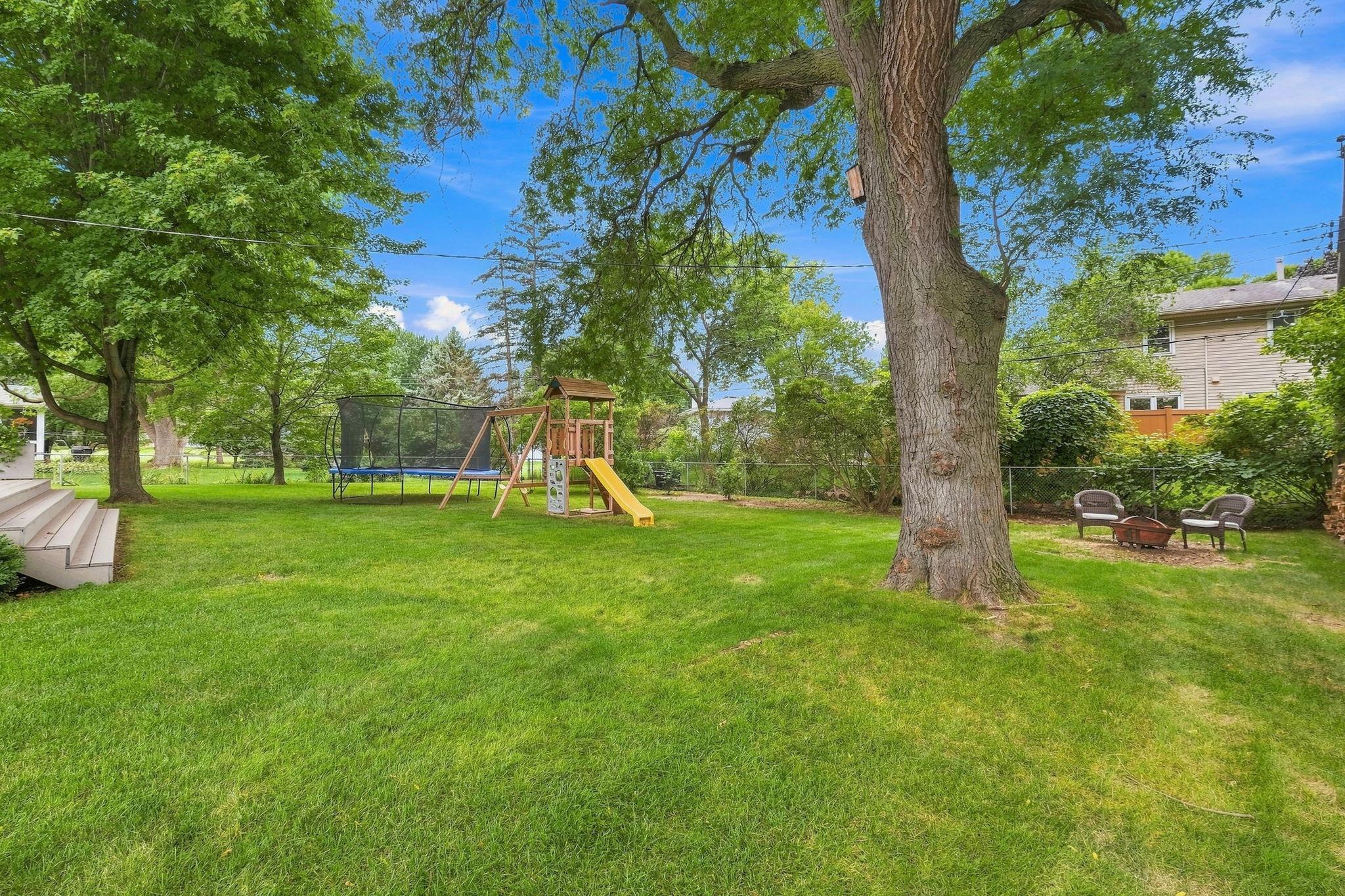 View of Residential at 9672 Washburn Avenue, Bloomington MN 55431, Bloomington (23 of 36) - Mike Wilen | Minnesota Team Real Estate