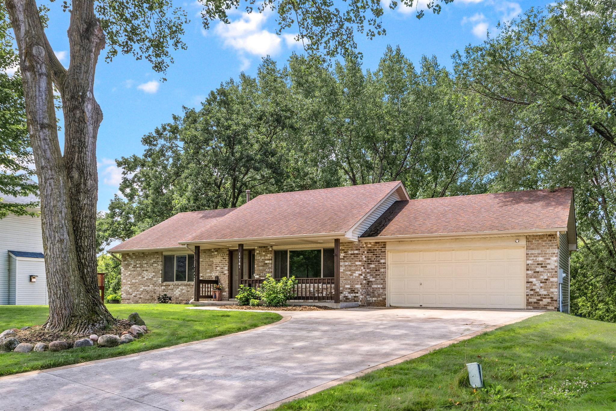View of Residential at 17781 Jasper Court, Lakeville MN 55044, Lakeville (28 of 29) - Mike Wilen | Minnesota Team Real Estate