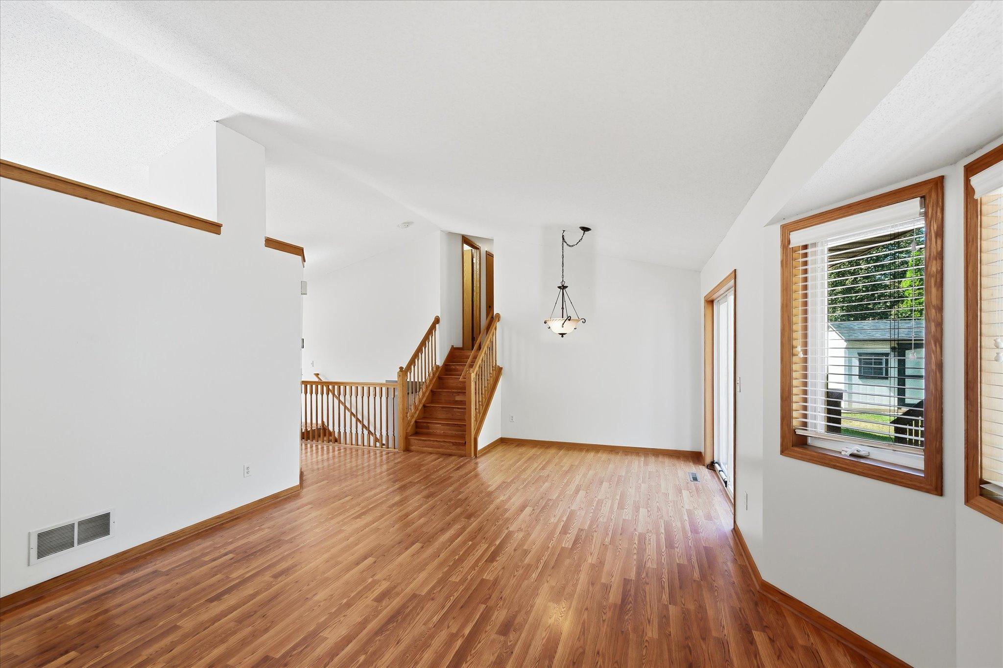 View of Residential at 9350 Parkside Drive, Woodbury MN 55125, Woodbury (13 of 52) - Mike Wilen | Minnesota Team Real Estate