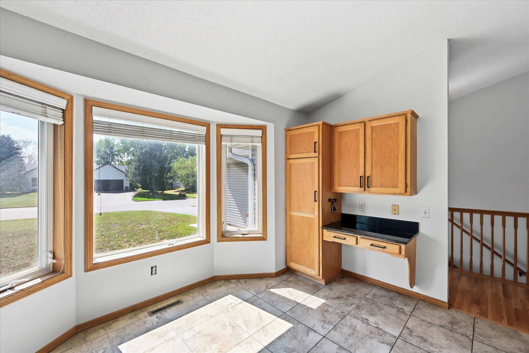 View of Residential at 9350 Parkside Drive, Woodbury MN 55125, Woodbury (8 of 52) - Mike Wilen | Minnesota Team Real Estate