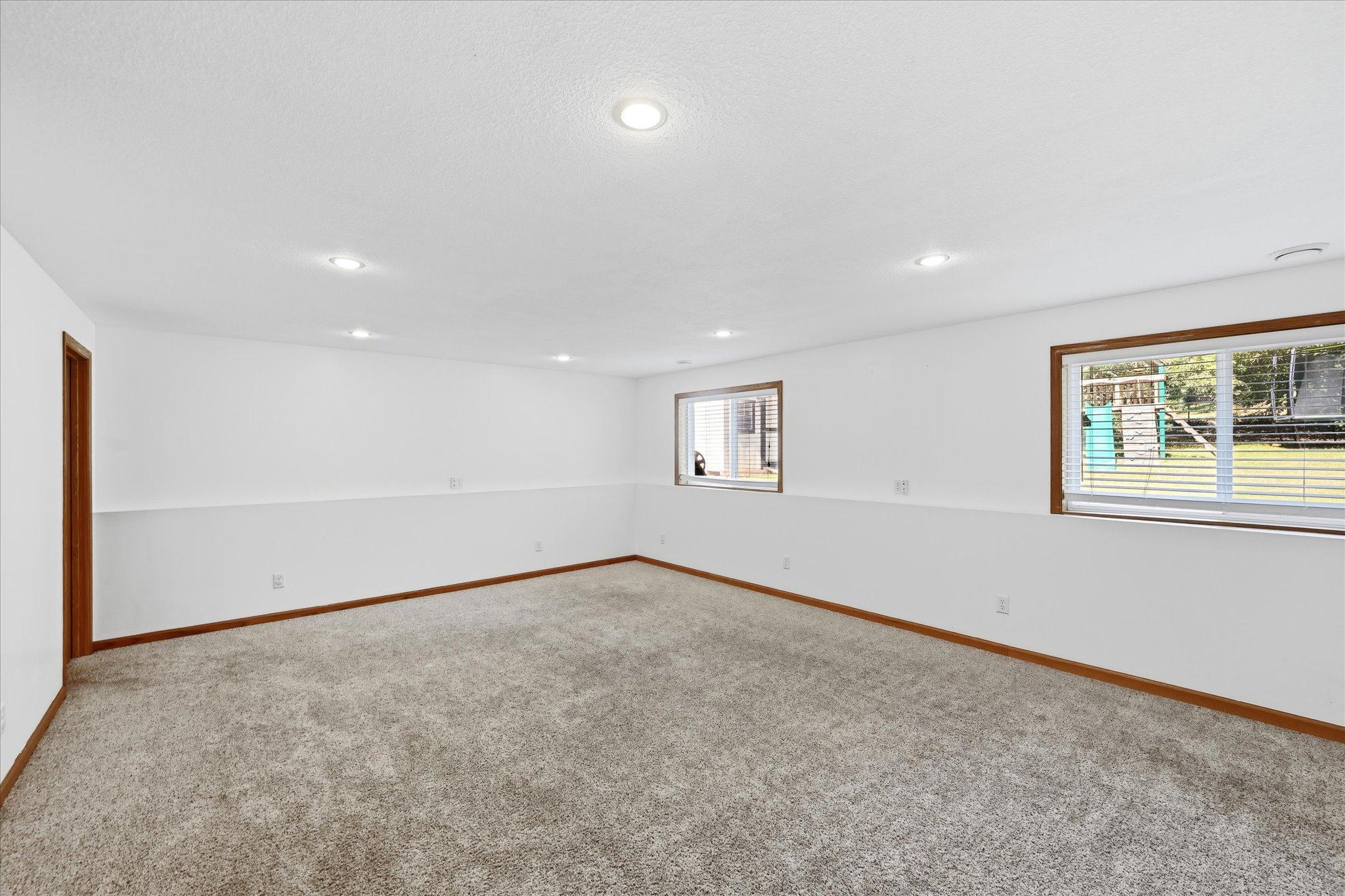 View of Residential at 9350 Parkside Drive, Woodbury MN 55125, Woodbury (29 of 52) - Mike Wilen | Minnesota Team Real Estate