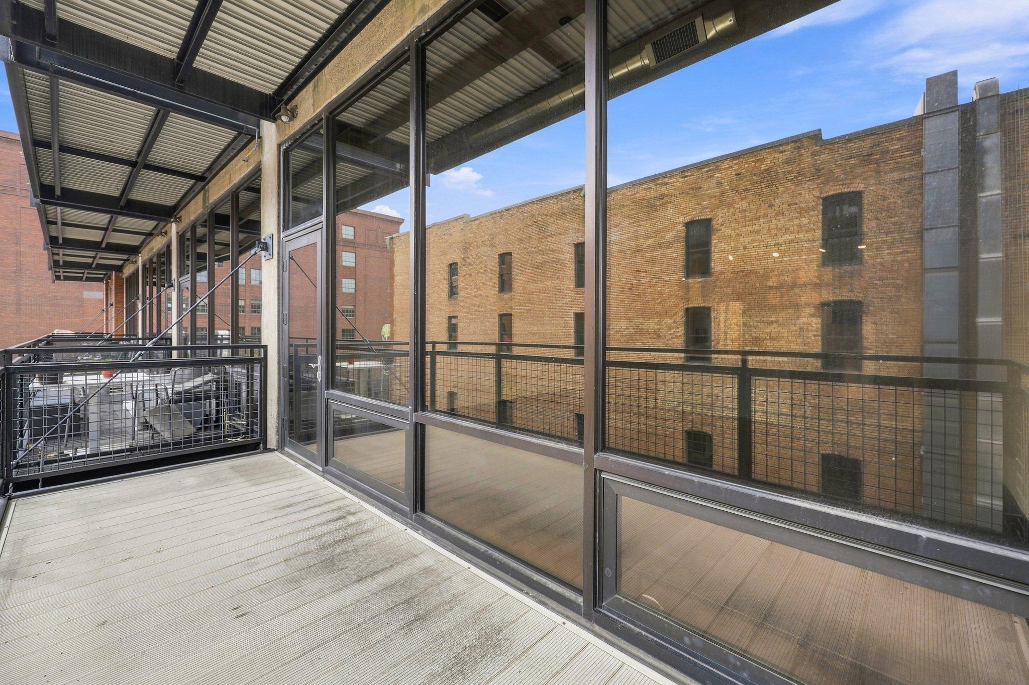 View of Residential at 618 Washington Avenue #405, Minneapolis MN 55401, Minneapolis (36 of 41) - Mike Wilen | Minnesota Team Real Estate
