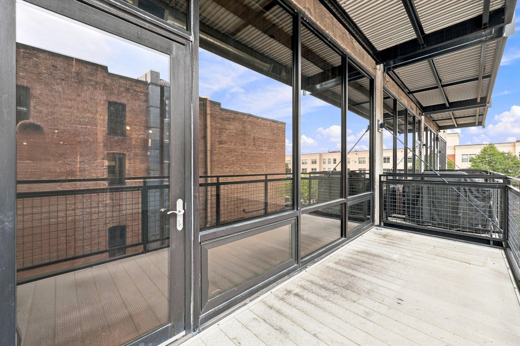 View of Residential at 618 Washington Avenue #405, Minneapolis MN 55401, Minneapolis (35 of 41) - Mike Wilen | Minnesota Team Real Estate