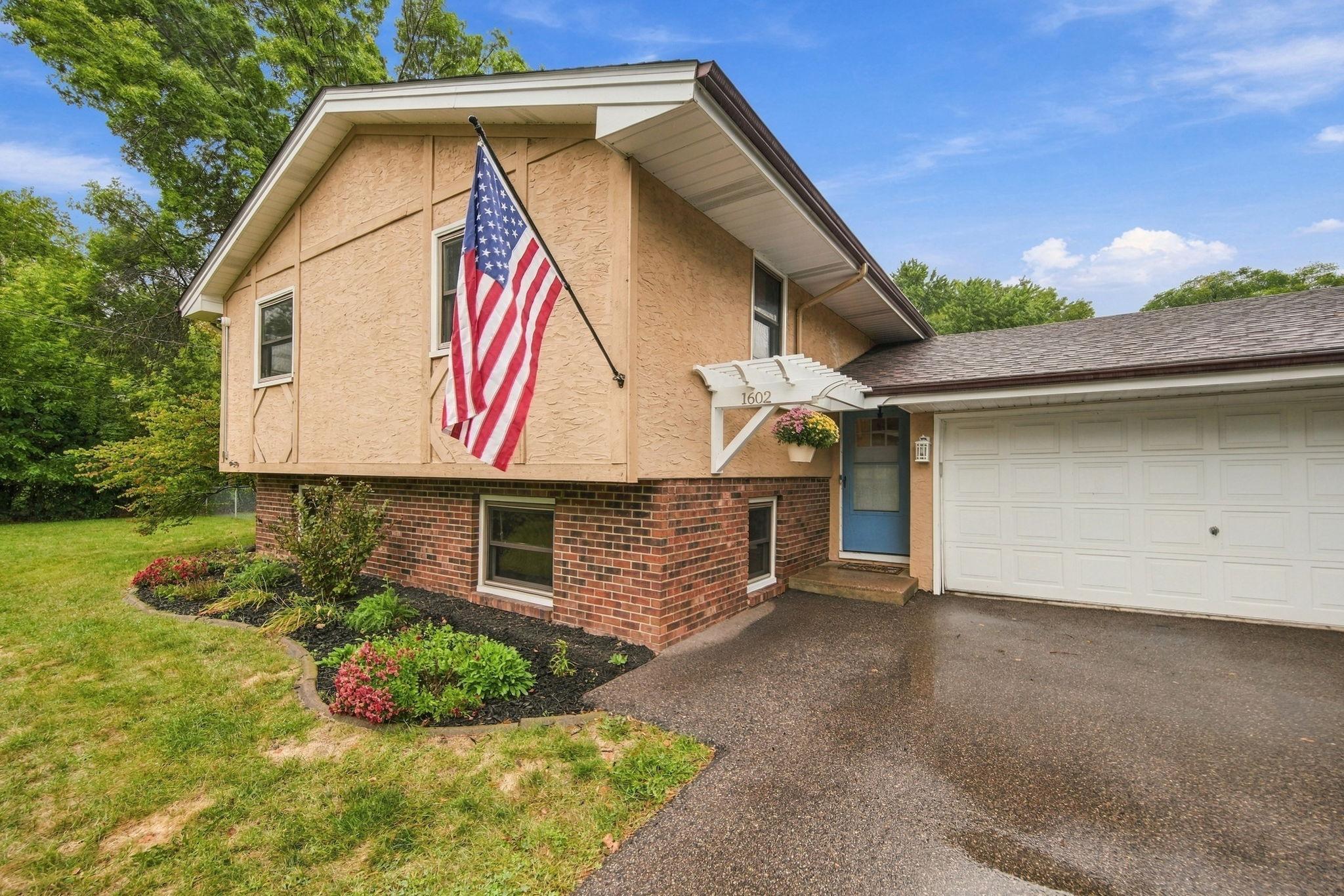 View of Residential at 1602 Long Lake Road, New Brighton MN 55112, New Brighton (2 of 29) - Mike Wilen | Minnesota Team Real Estate