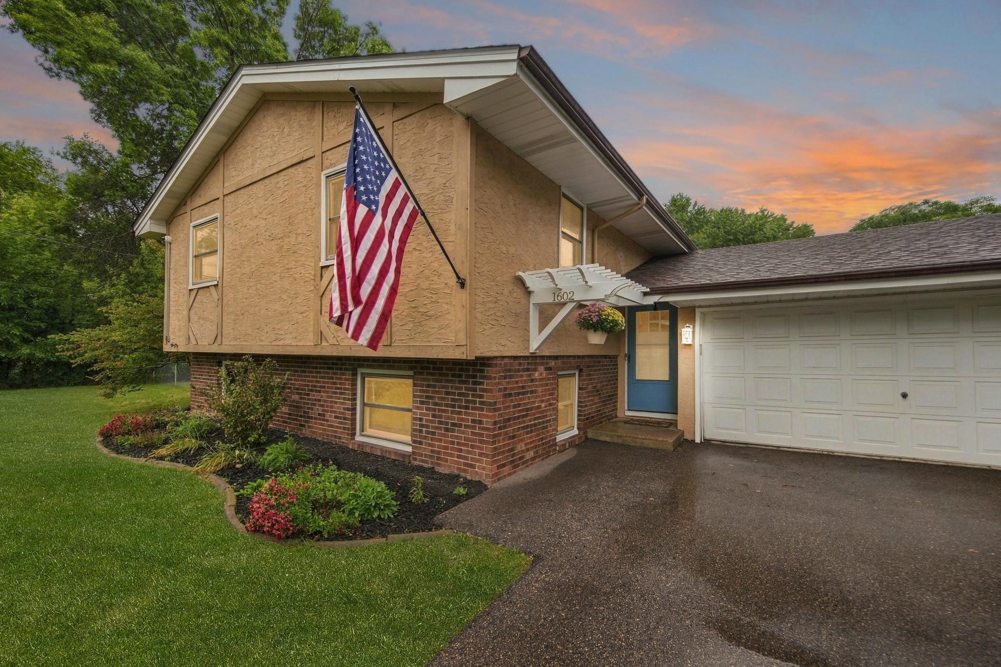 View of Single Family at 1602 Long Lake Road, New Brighton - Mike Wilen | Minnesota Team Real Estate