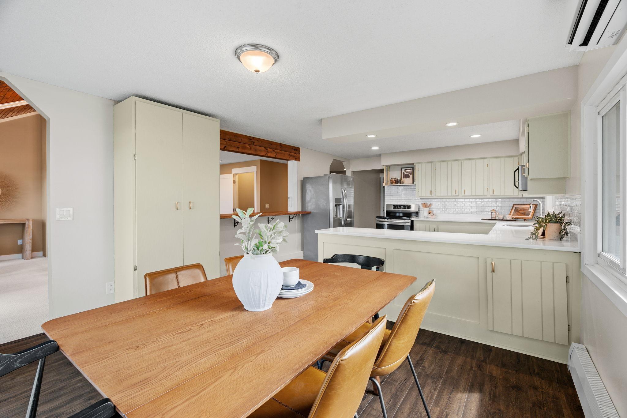 View of Residential at 4337 Old Highway 10, Arden Hills MN 55112, Arden Hills (27 of 82) - Mike Wilen | Minnesota Team Real Estate