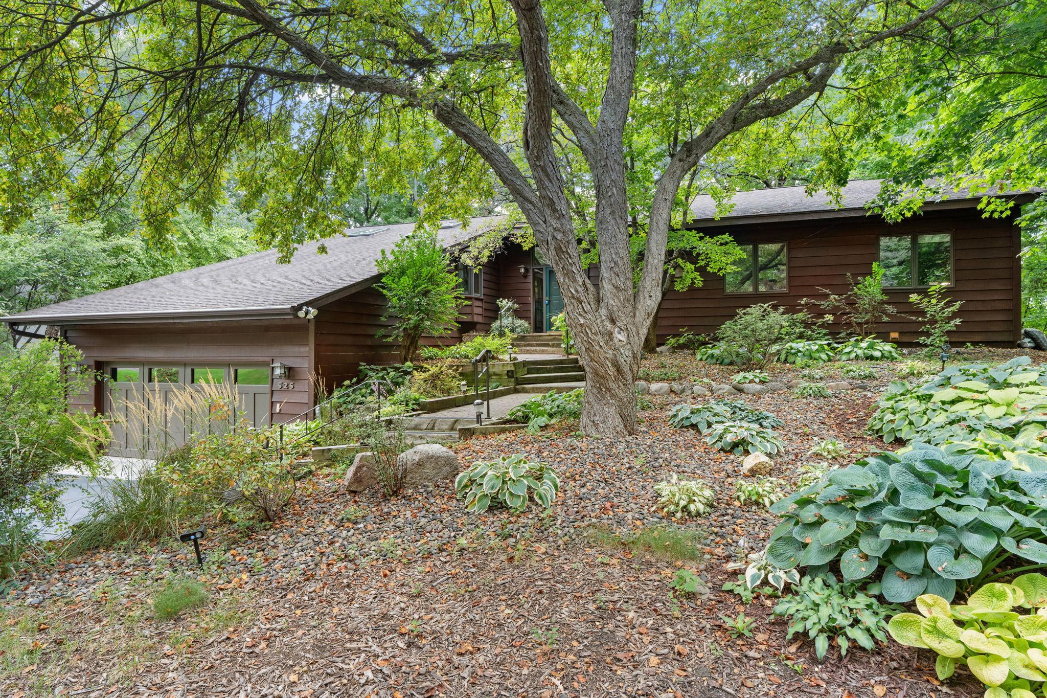 View of Residential at 525 Park Lane, Orono MN 55356, Orono (3 of 52) - Mike Wilen | Minnesota Team Real Estate