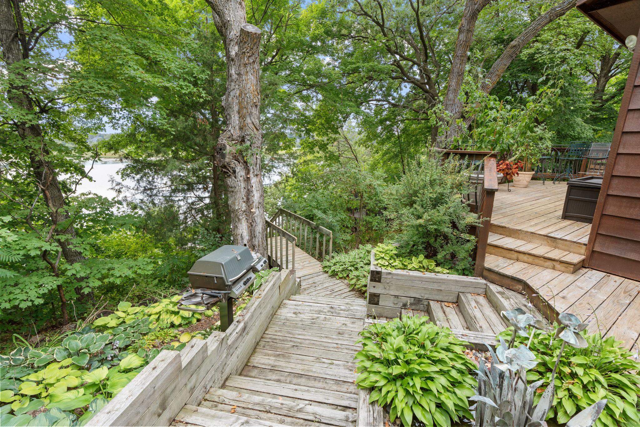 View of Residential at 525 Park Lane, Orono MN 55356, Orono (47 of 52) - Mike Wilen | Minnesota Team Real Estate