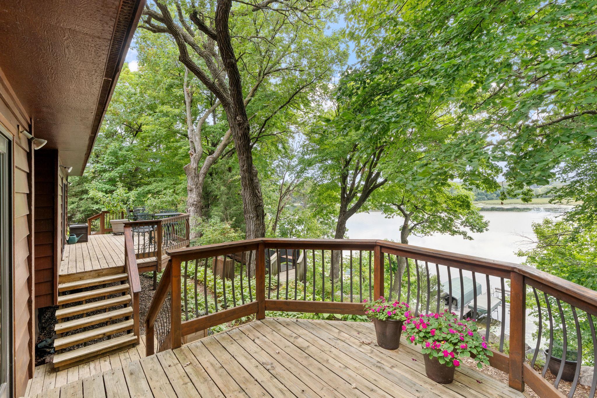 View of Residential at 525 Park Lane, Orono MN 55356, Orono (45 of 52) - Mike Wilen | Minnesota Team Real Estate