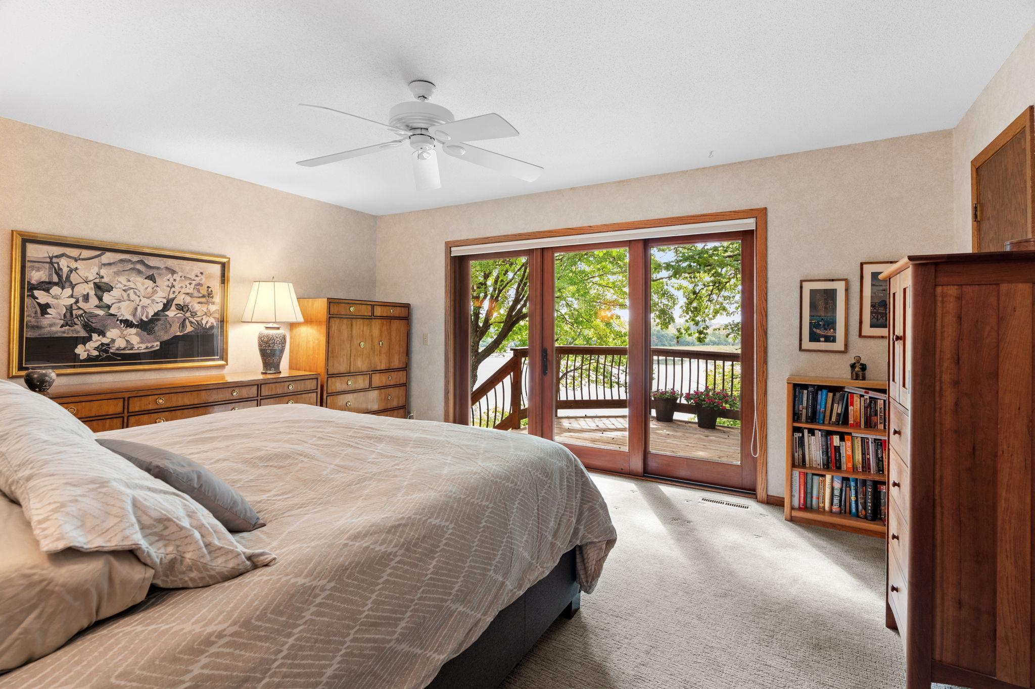 View of Residential at 525 Park Lane, Orono MN 55356, Orono (25 of 52) - Mike Wilen | Minnesota Team Real Estate