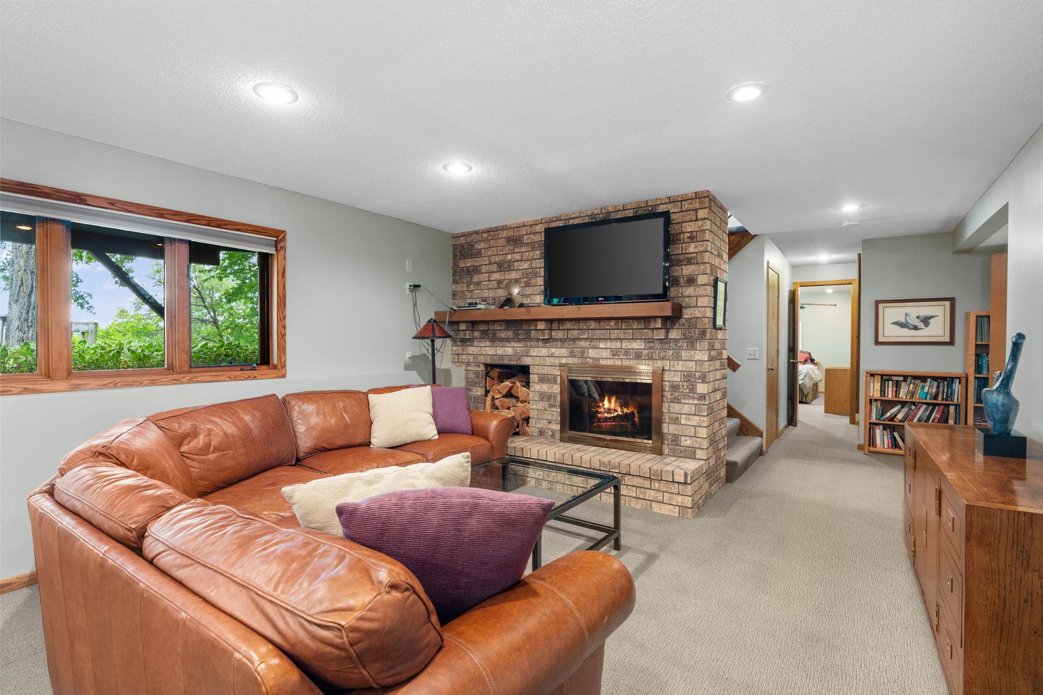 View of Residential at 525 Park Lane, Orono MN 55356, Orono (37 of 52) - Mike Wilen | Minnesota Team Real Estate