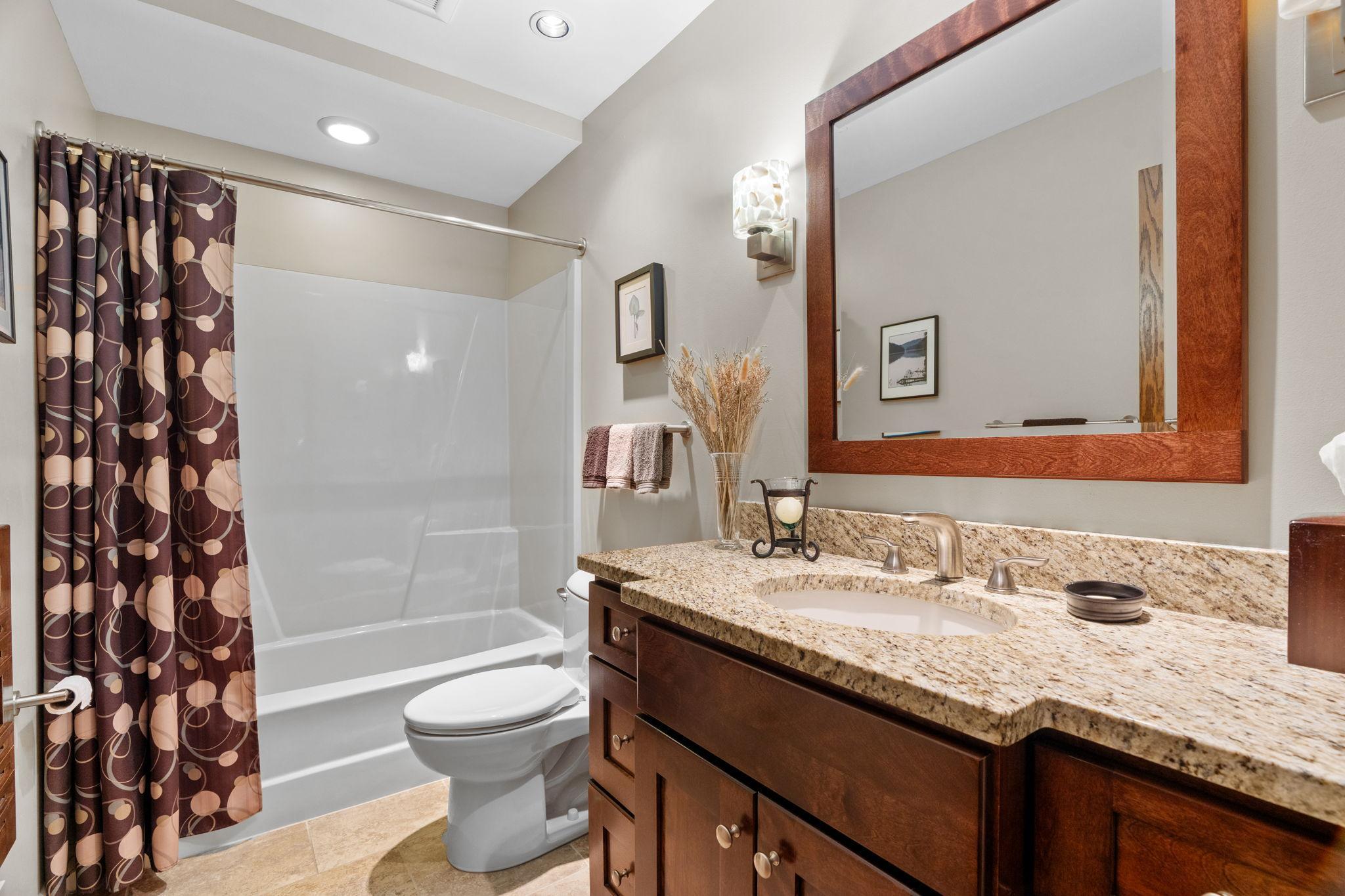 View of Residential at 525 Park Lane, Orono MN 55356, Orono (33 of 52) - Mike Wilen | Minnesota Team Real Estate