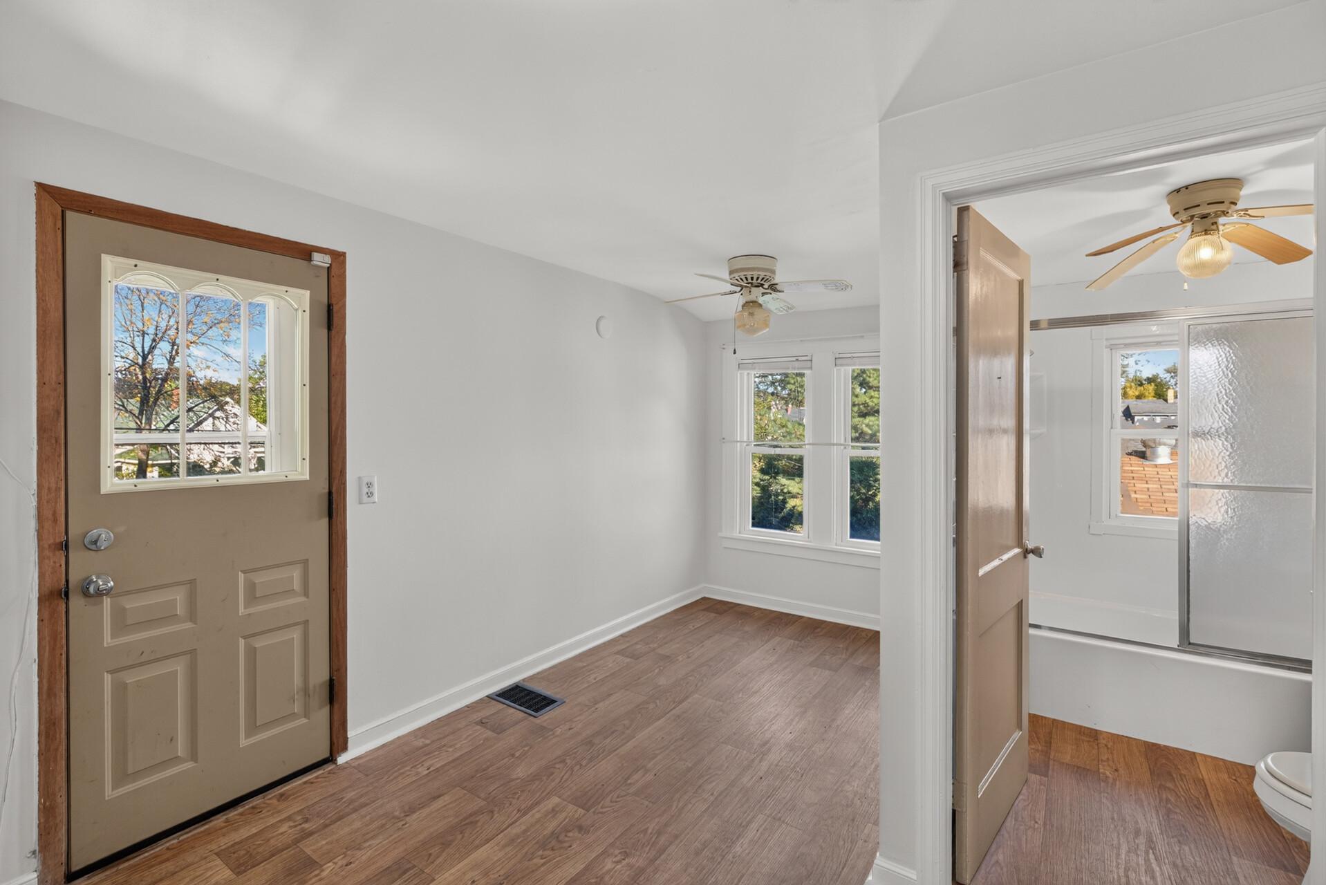 View of Residential at 2306 California Street, Minneapolis MN 55418, Minneapolis (24 of 48) - Mike Wilen | Minnesota Team Real Estate