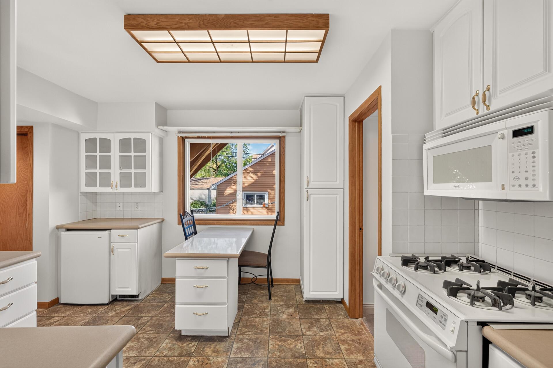 View of Residential at 2306 California Street, Minneapolis MN 55418, Minneapolis (13 of 48) - Mike Wilen | Minnesota Team Real Estate
