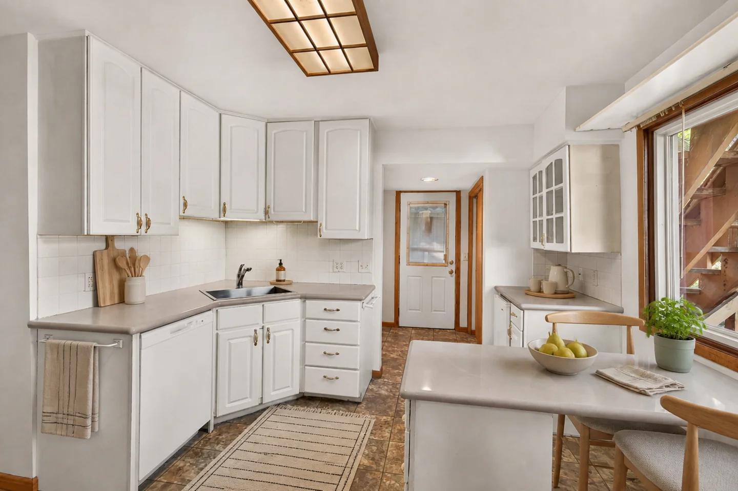 View of Residential at 2306 California Street, Minneapolis MN 55418, Minneapolis (10 of 48) - Mike Wilen | Minnesota Team Real Estate