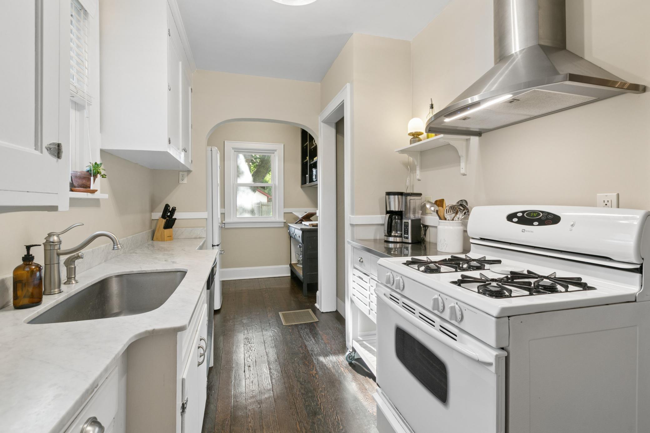 View of Residential at 2834 Arthur Street, Minneapolis MN 55418, Minneapolis (14 of 32) - Mike Wilen | Minnesota Team Real Estate