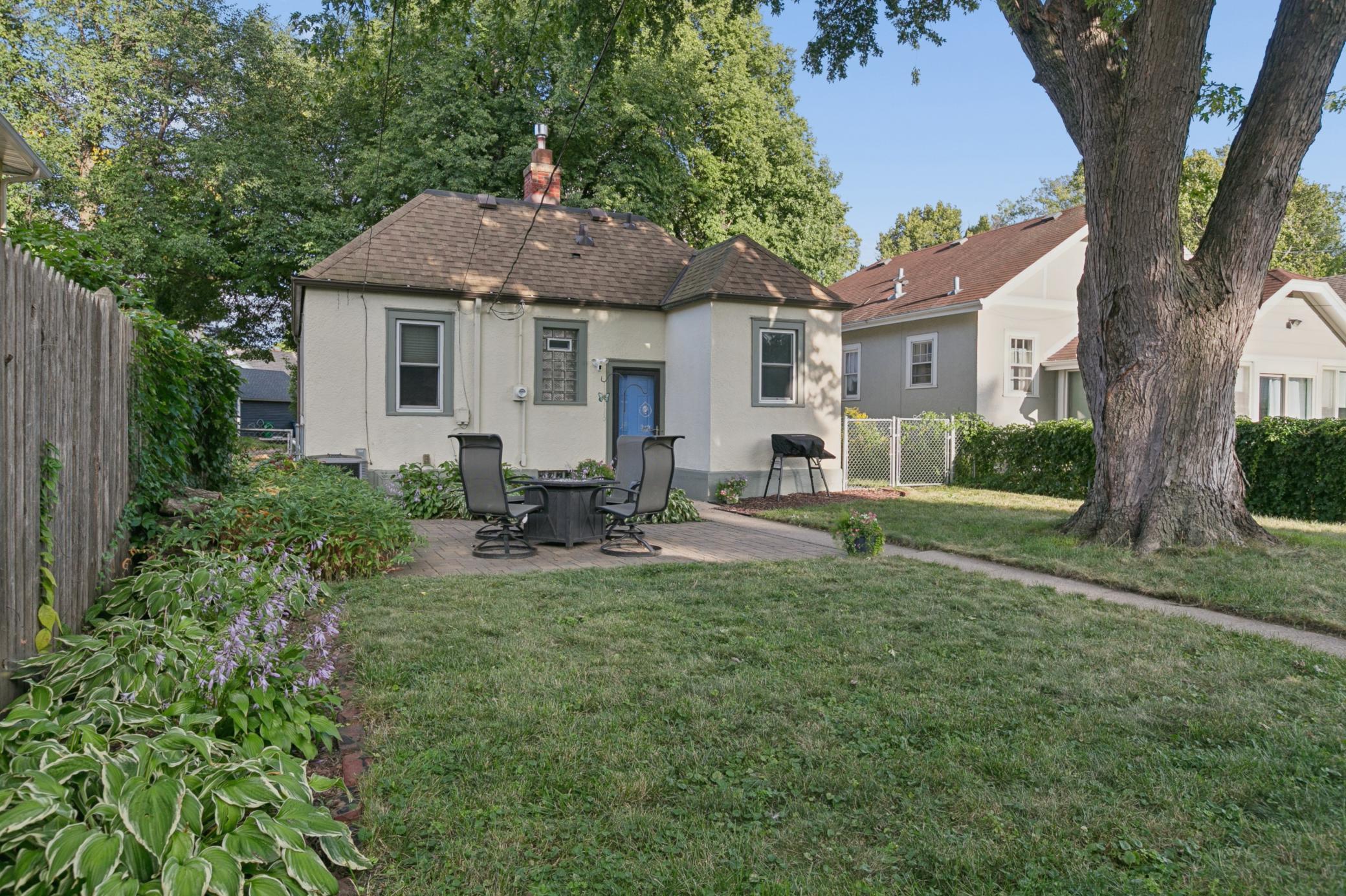 View of Residential at 2834 Arthur Street, Minneapolis MN 55418, Minneapolis (28 of 32) - Mike Wilen | Minnesota Team Real Estate
