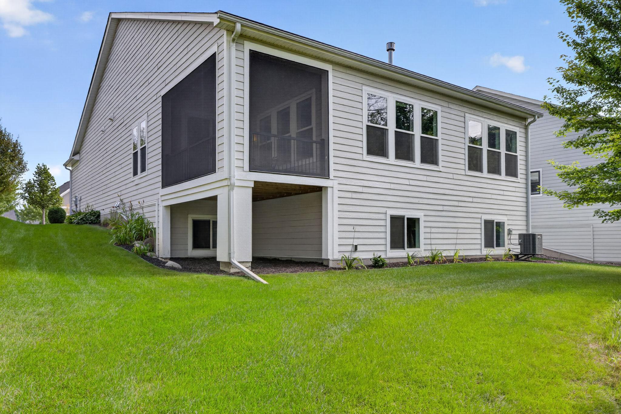 View of Residential at 5900 Ayrshire Lane, Shorewood MN 55331, Shorewood (29 of 34) - Mike Wilen | Minnesota Team Real Estate
