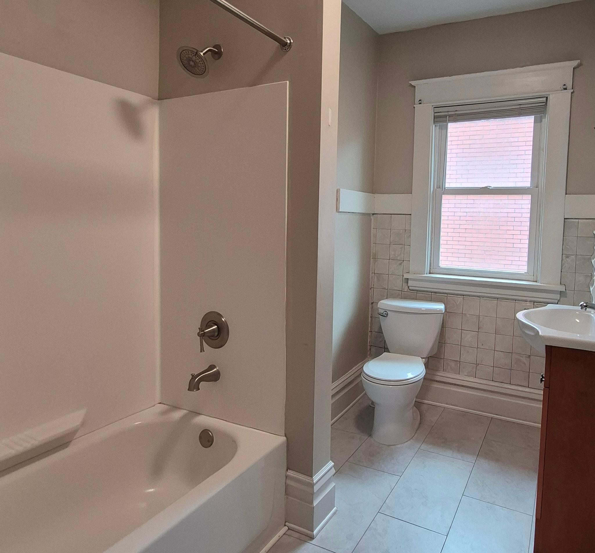 View of Residential Income at 2317 Garfield Avenue, Minneapolis MN 55405, Minneapolis (7 of 19) - Mike Wilen | Minnesota Team Real Estate
