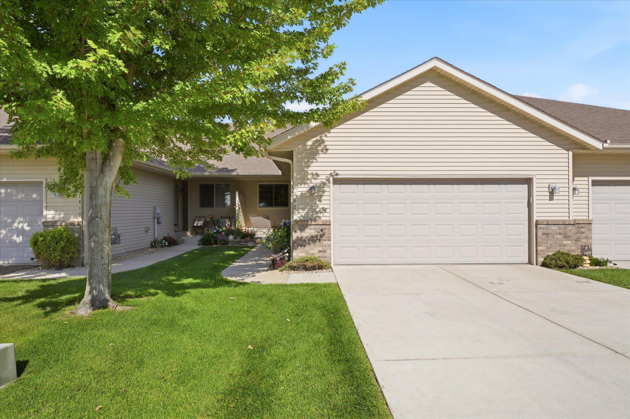 View of (TH) Side x Side at 1421 Roberts Road, Buffalo - Mike Wilen | Minnesota Team Real Estate