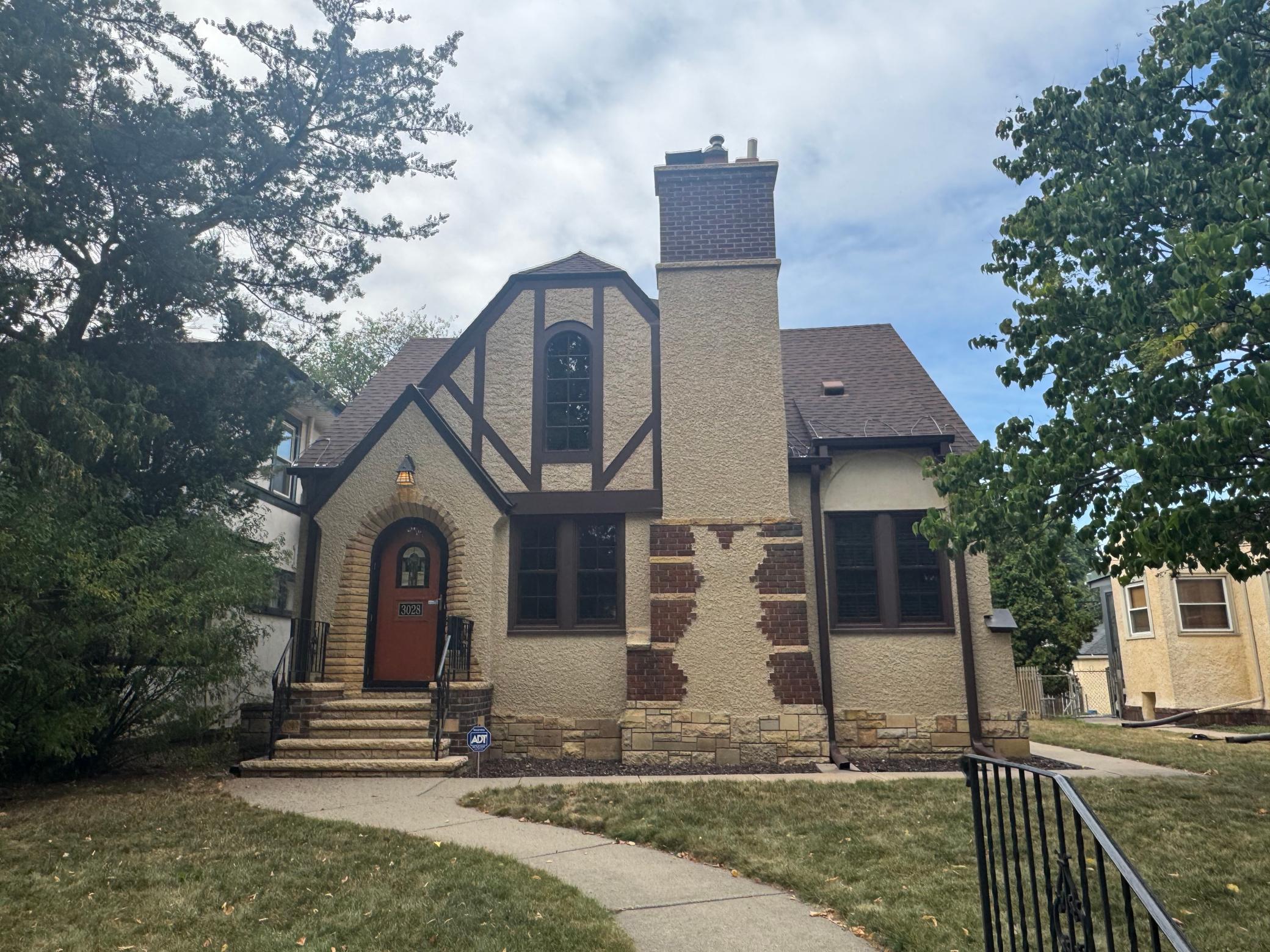View of Residential at 3028 Minnehaha Parkway, Minneapolis MN 55406, Minneapolis (5 of 37) - Mike Wilen | Minnesota Team Real Estate