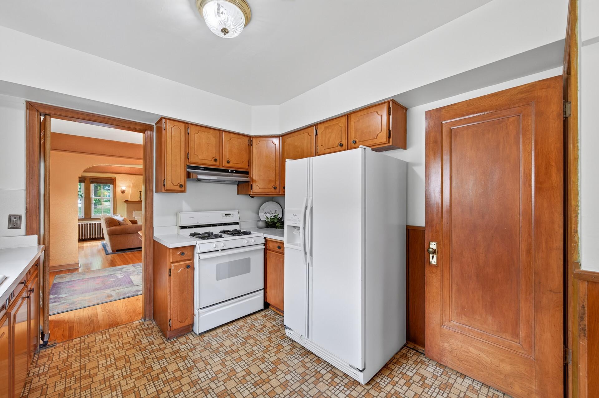 View of Residential at 3028 Minnehaha Parkway, Minneapolis MN 55406, Minneapolis (13 of 37) - Mike Wilen | Minnesota Team Real Estate