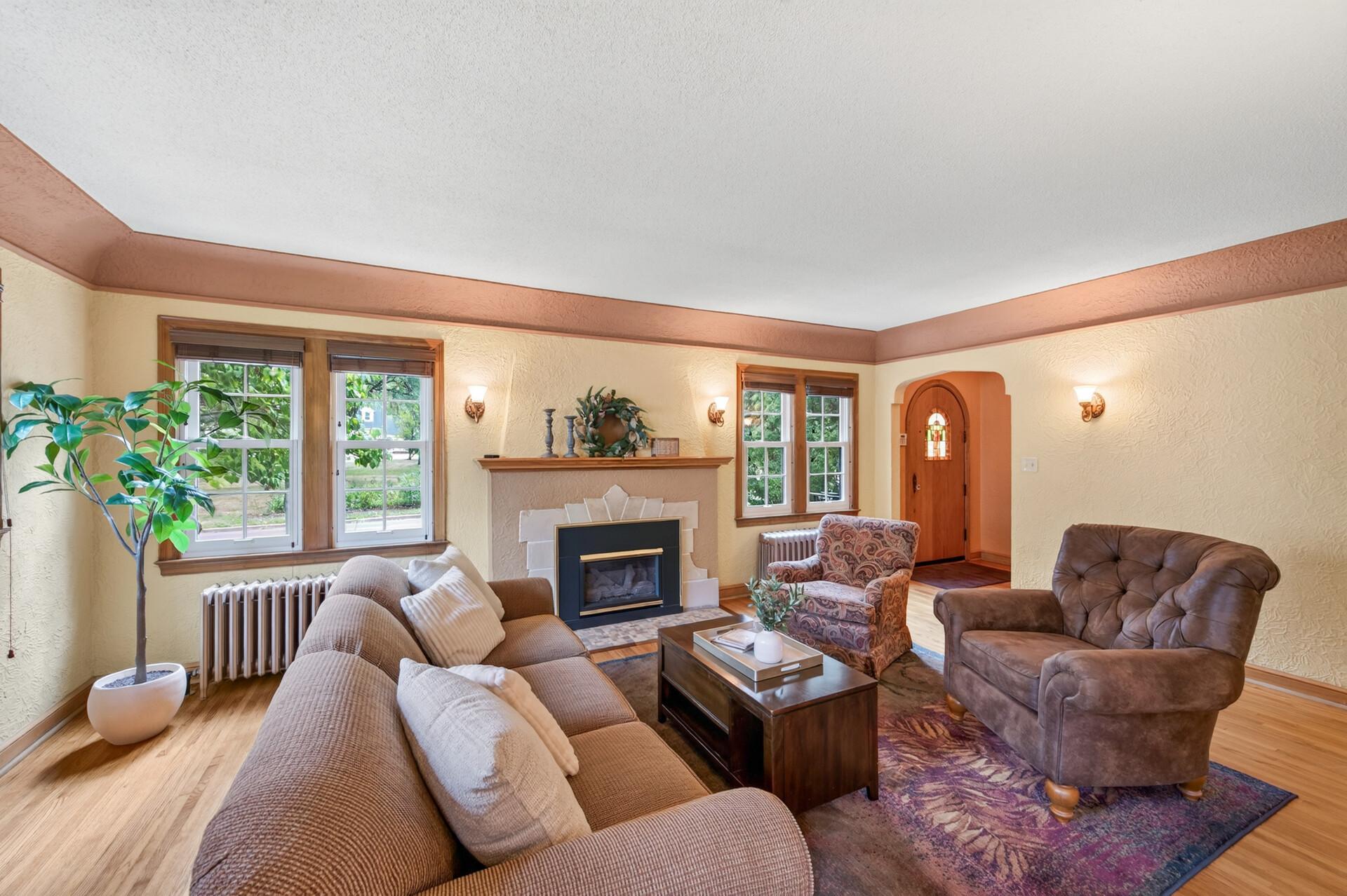 View of Residential at 3028 Minnehaha Parkway, Minneapolis MN 55406, Minneapolis (8 of 37) - Mike Wilen | Minnesota Team Real Estate