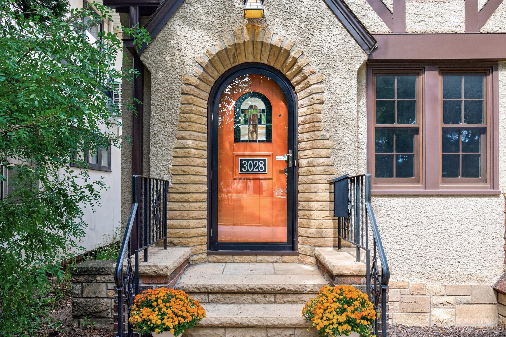 View of Residential at 3028 Minnehaha Parkway, Minneapolis MN 55406, Minneapolis (6 of 37) - Mike Wilen | Minnesota Team Real Estate