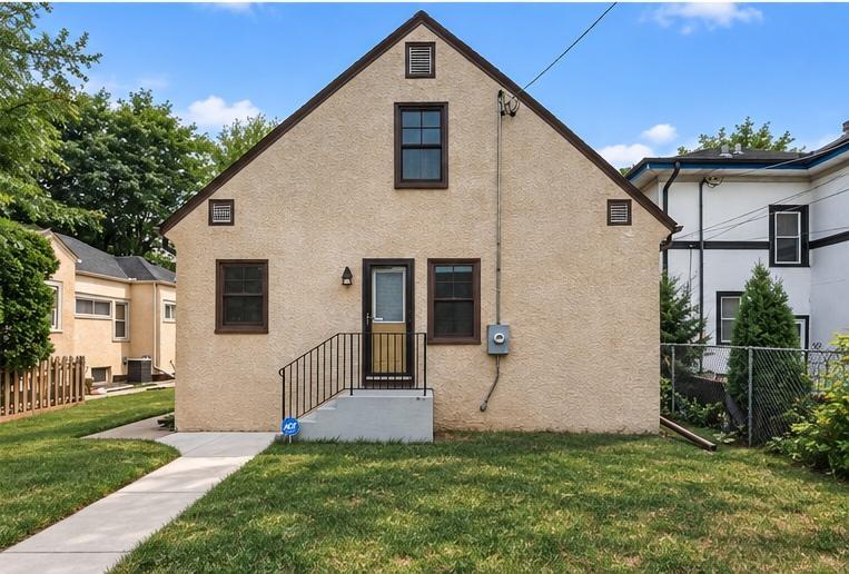 View of Residential at 3028 Minnehaha Parkway, Minneapolis MN 55406, Minneapolis (32 of 37) - Mike Wilen | Minnesota Team Real Estate