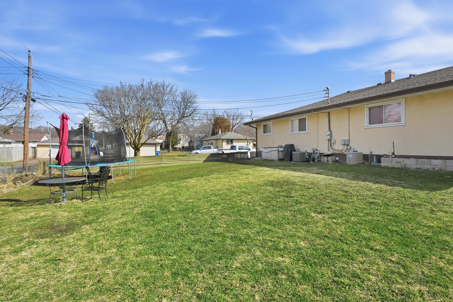 View of Residential at 1561 Clarence Street, Saint Paul MN 55106, Saint Paul (19 of 20) - Mike Wilen | Minnesota Team Real Estate