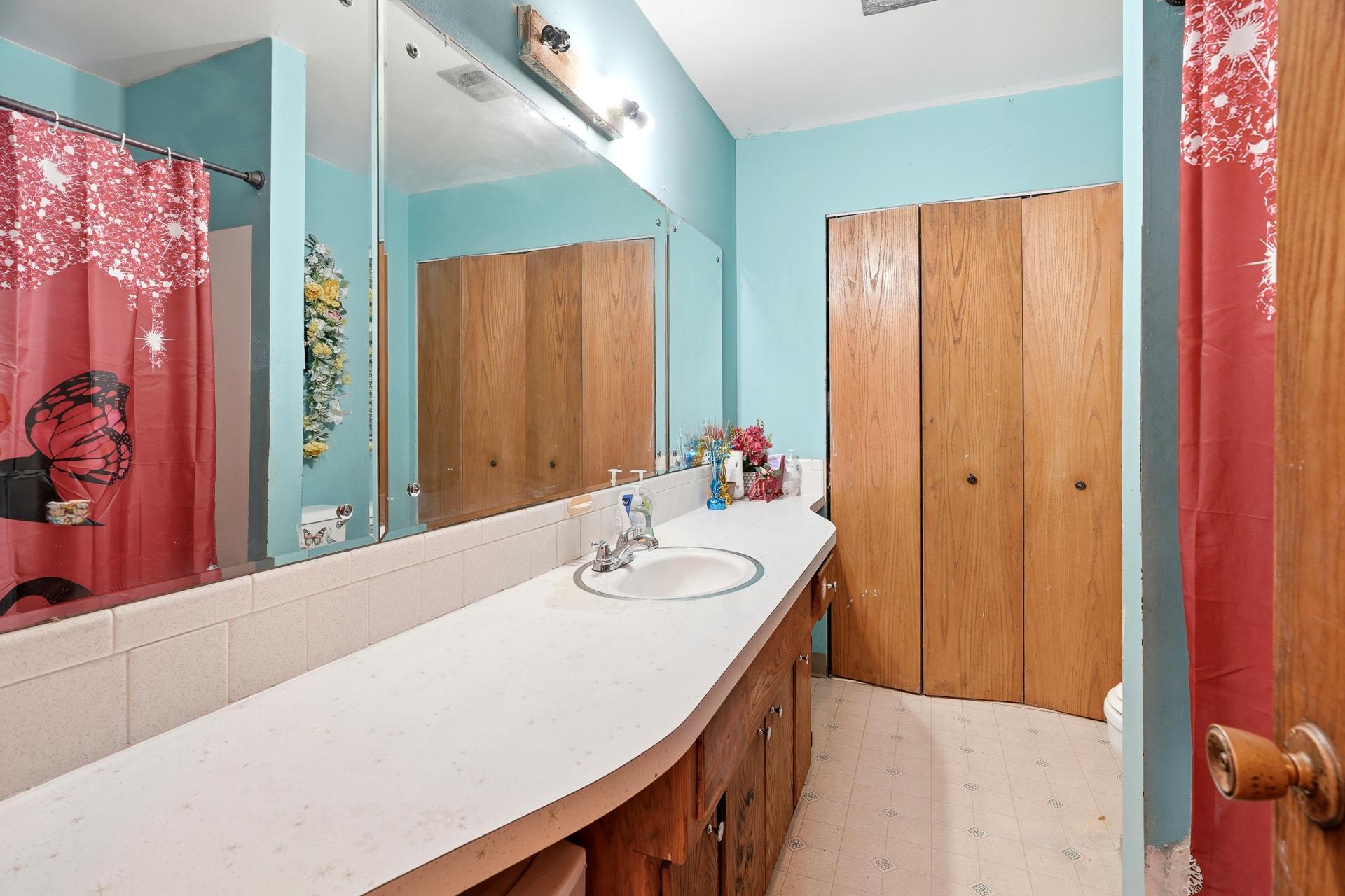 View of Residential at 1561 Clarence Street, Saint Paul MN 55106, Saint Paul (8 of 20) - Mike Wilen | Minnesota Team Real Estate