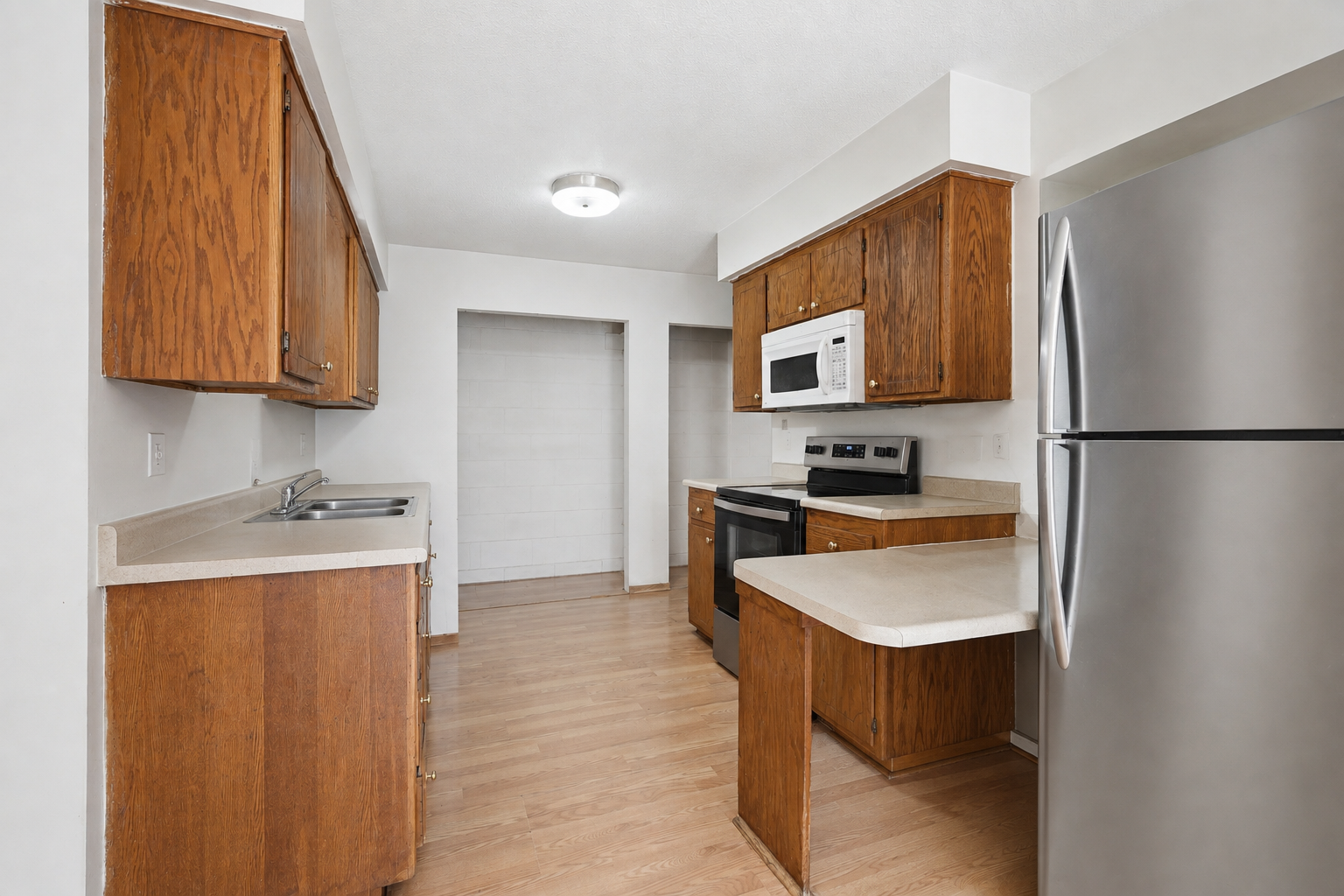 View of Residential at 1561 Clarence Street, Saint Paul MN 55106, Saint Paul (6 of 20) - Mike Wilen | Minnesota Team Real Estate