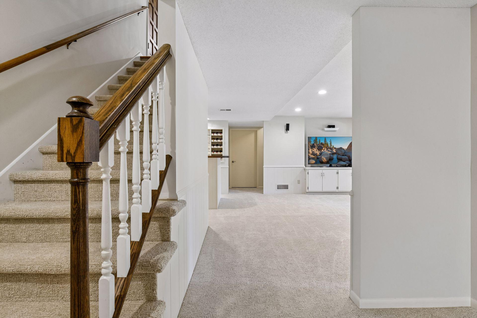 View of Residential at 6619 Londonderry Drive, Edina MN 55436, Edina (39 of 58) - Mike Wilen | Minnesota Team Real Estate