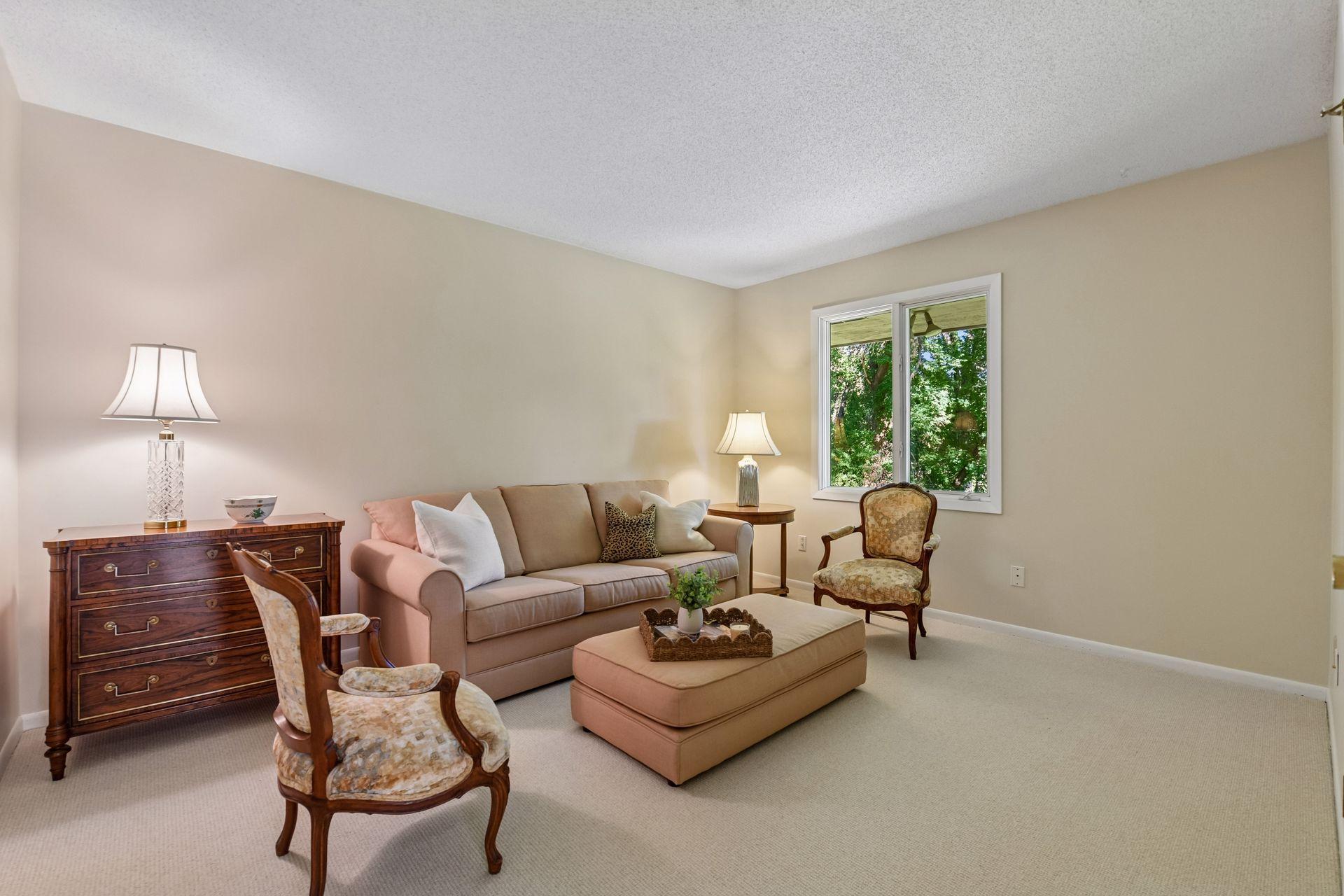 View of Residential at 6619 Londonderry Drive, Edina MN 55436, Edina (38 of 58) - Mike Wilen | Minnesota Team Real Estate