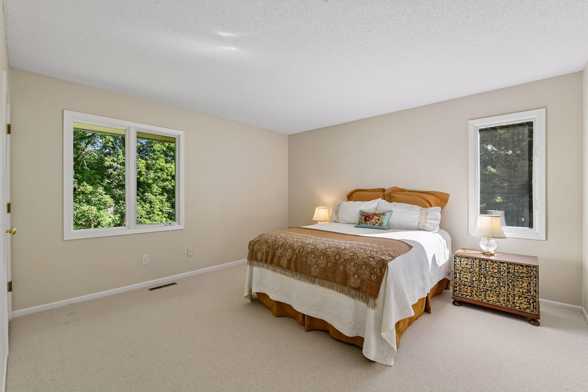 View of Residential at 6619 Londonderry Drive, Edina MN 55436, Edina (37 of 58) - Mike Wilen | Minnesota Team Real Estate