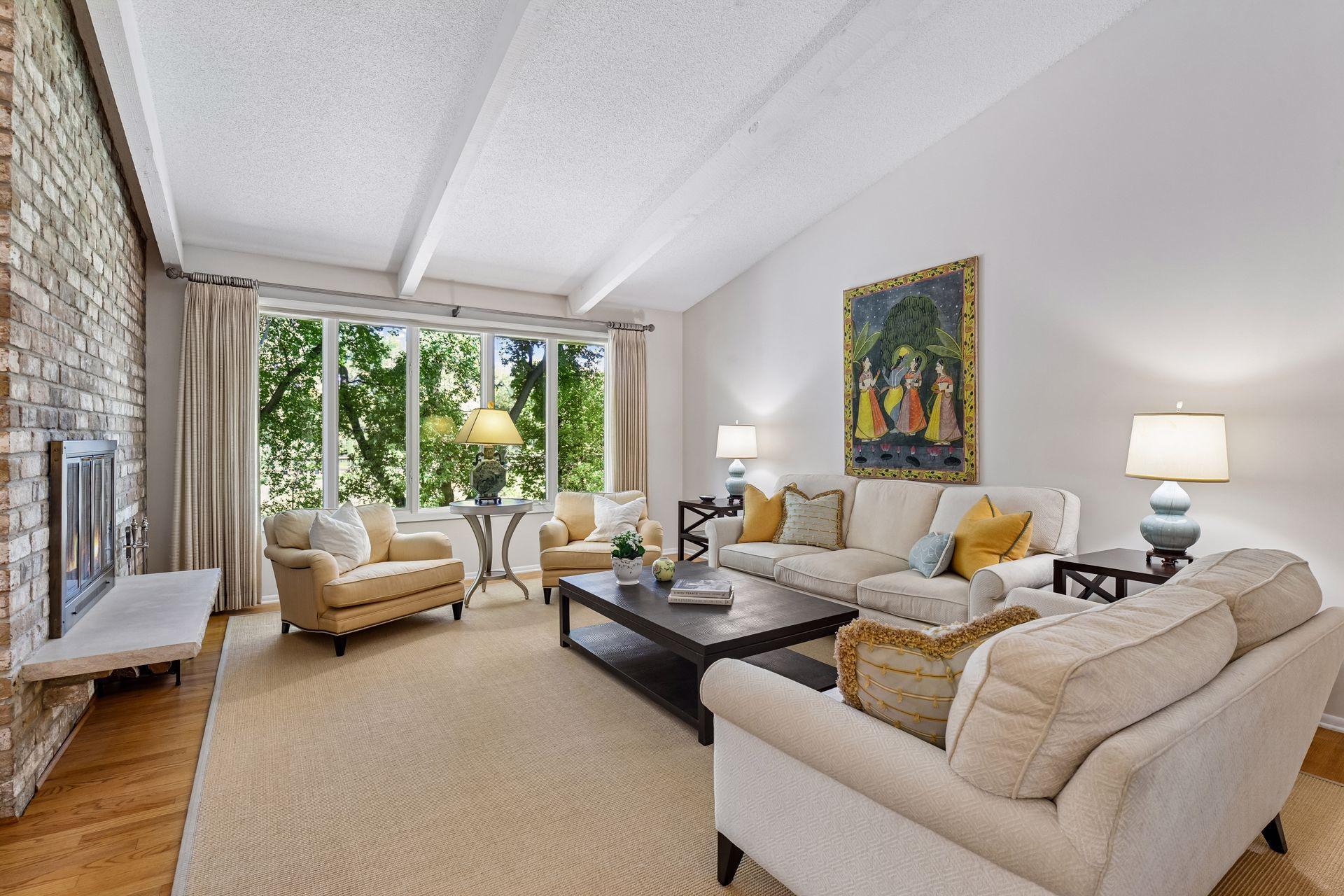 View of Residential at 6619 Londonderry Drive, Edina MN 55436, Edina (8 of 58) - Mike Wilen | Minnesota Team Real Estate