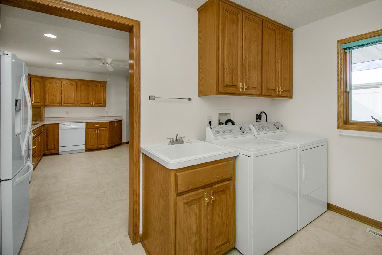 View of Residential at 2224 Pinewood Drive, Shakopee MN 55379, Shakopee (12 of 37) - Mike Wilen | Minnesota Team Real Estate