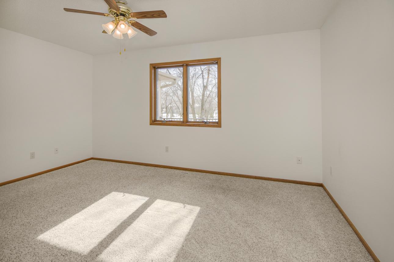 View of Residential at 2224 Pinewood Drive, Shakopee MN 55379, Shakopee (17 of 37) - Mike Wilen | Minnesota Team Real Estate