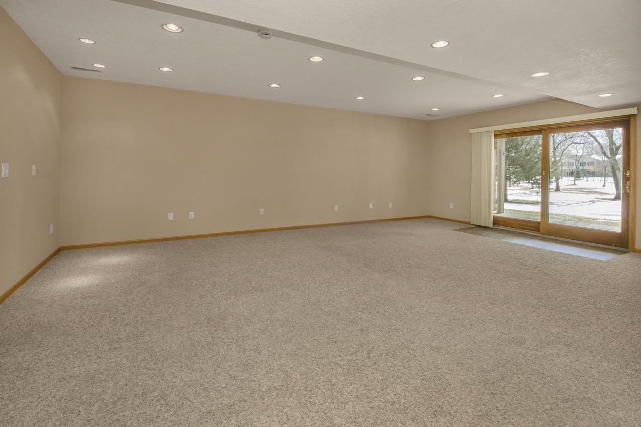 View of Residential at 2224 Pinewood Drive, Shakopee MN 55379, Shakopee (23 of 37) - Mike Wilen | Minnesota Team Real Estate
