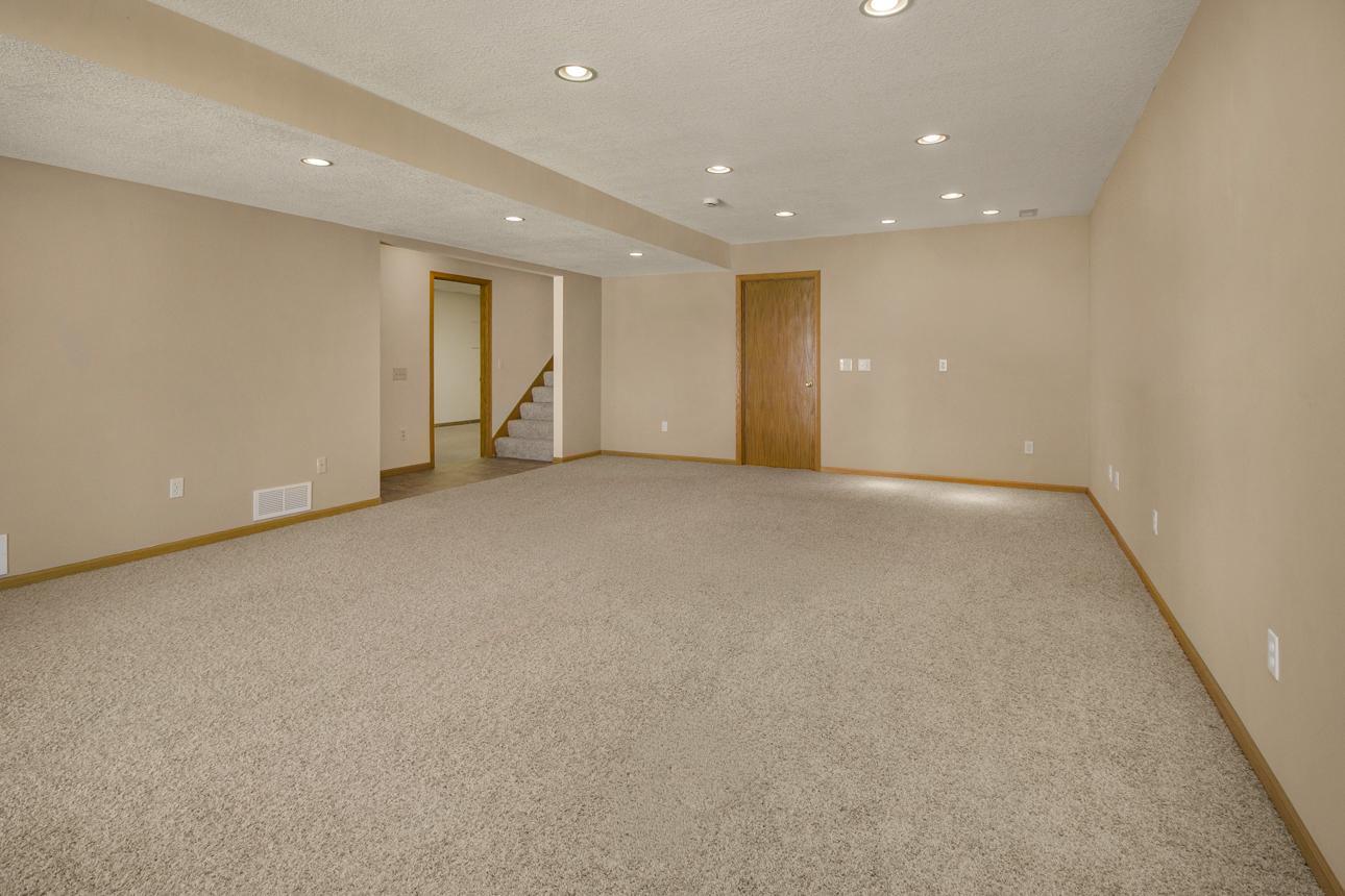 View of Residential at 2224 Pinewood Drive, Shakopee MN 55379, Shakopee (24 of 37) - Mike Wilen | Minnesota Team Real Estate