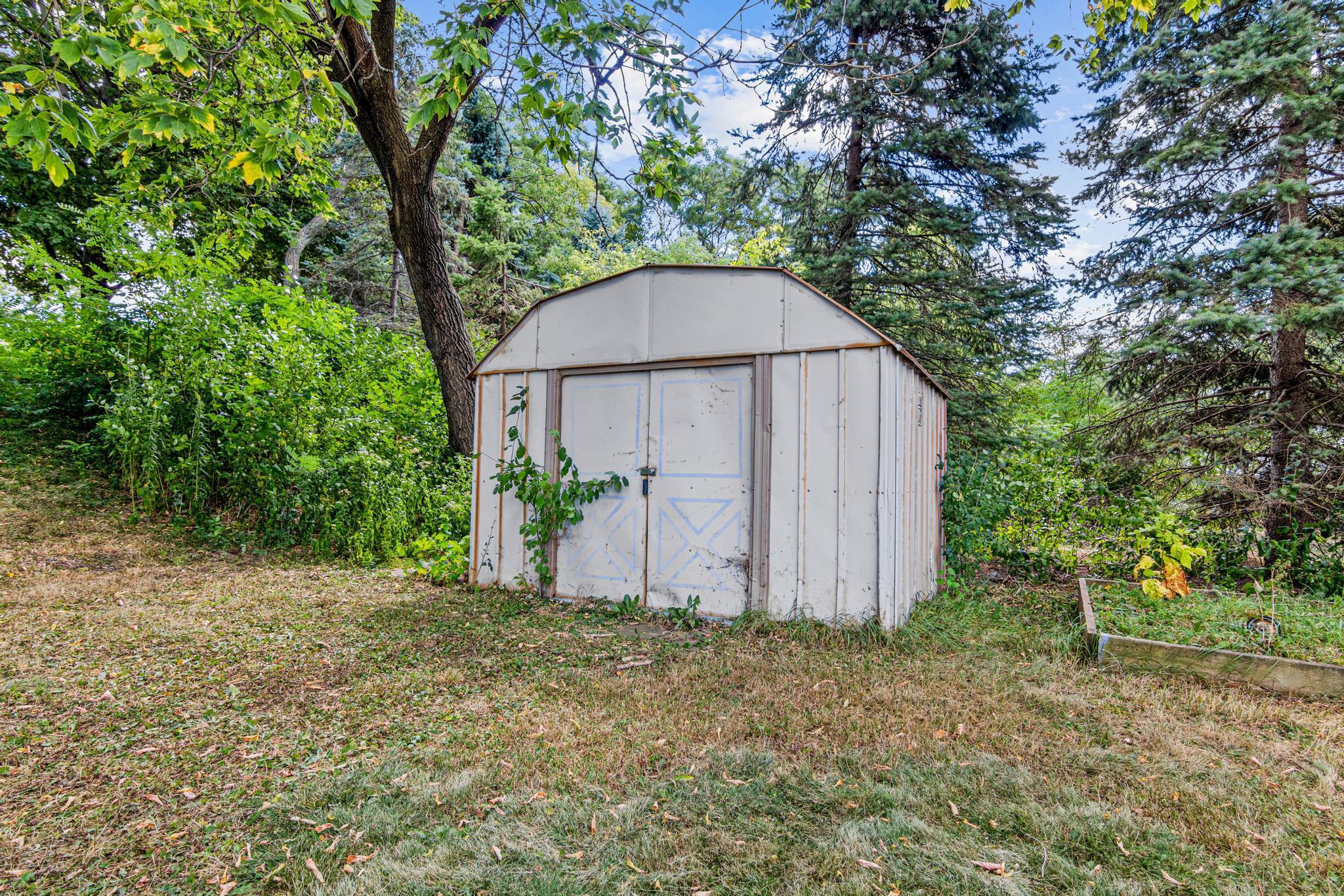 View of Residential at 1976 Radatz Avenue, Maplewood MN 55109, Maplewood (28 of 28) - Mike Wilen | Minnesota Team Real Estate